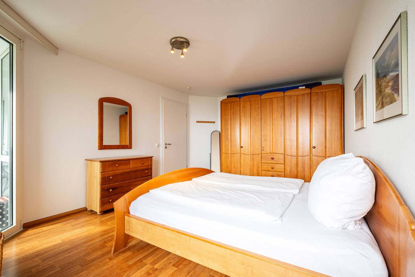 Ganze Ferienwohnung, Gemütliche Ferienwohnung mit Wintergarten & Meerblick am Südstrand | Wohnung 123 in Südstrand (gebührenfrei), Wilhelmshaven