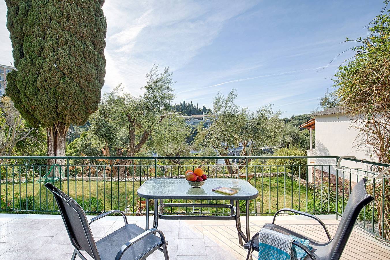 Ganze Wohnung, Ferienwohnung für 4 Personen mit Garten in Paleokastritsa, Korfu