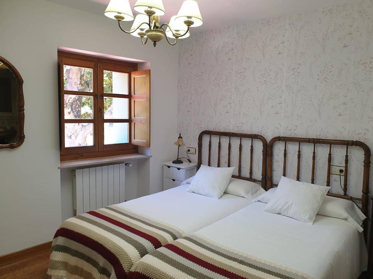 Habitaciones - La Pumarada de Limés I in Limés, Cangas del Narcea