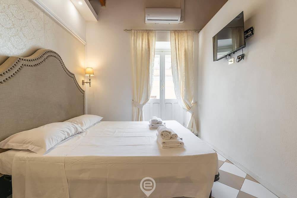 Estay - The Corner House Cagliari Room 3 in Villanova (Sardinia), Cagliari