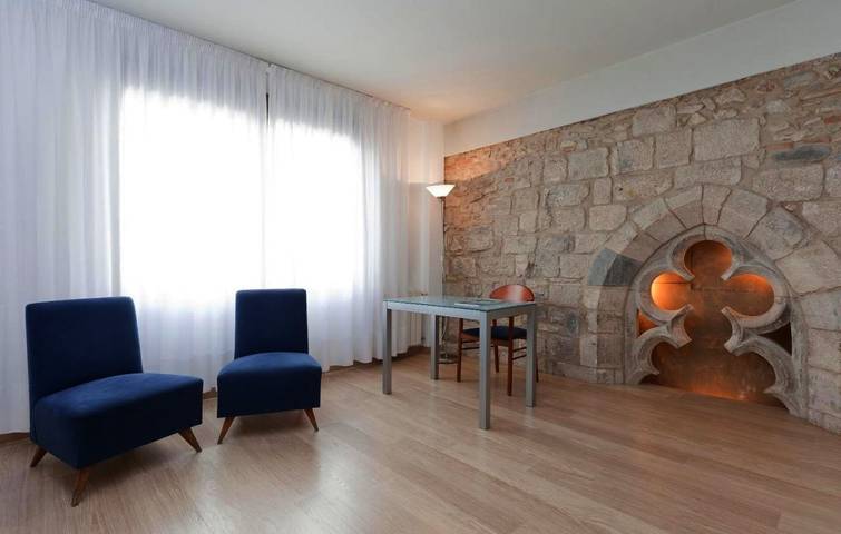 Holiday rental for 10 people in Girona