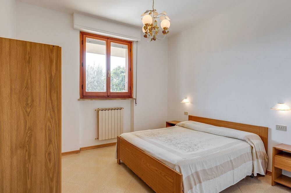 Entire apartment, Apartment in Tuoro with Scenic Views in Tuoro sul Trasimeno, Lake Trasimeno