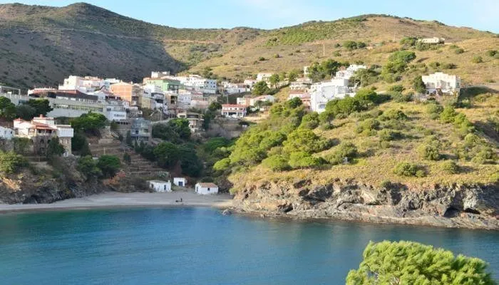 Casa de vacaciones para 16 personas, con vistas además de jardín y piscina - 1