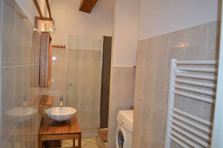 Ganze Wohnung, Große Wohnung (90m2) außergewöhnliche Aussicht in Tizzano, Sartène