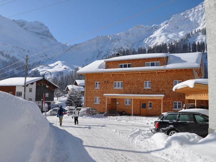 Ferienwohnung für 11 Personen, mit Garten und Terrasse in Schröcken - 2