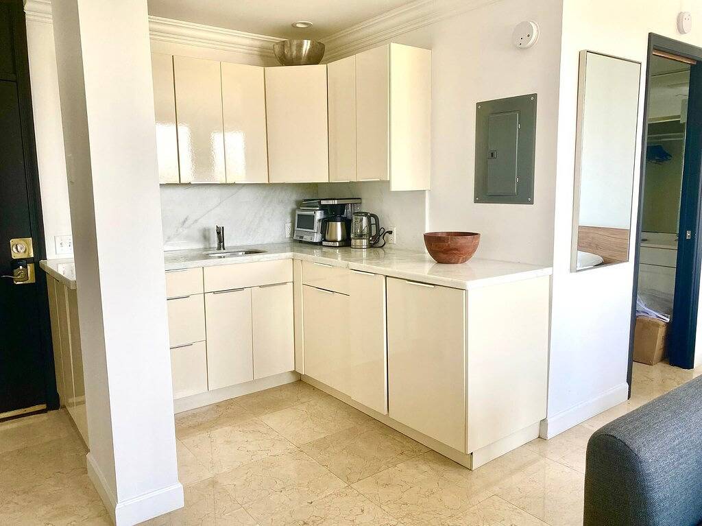 Ganze Wohnung, Just listed Tropical Sinatra Studio3206 in Palm Beach, Palm Beach County