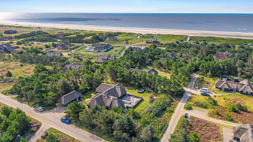 Ferienhaus für 10 Personen, mit Whirlpool und Pool sowie Sauna in Blavand