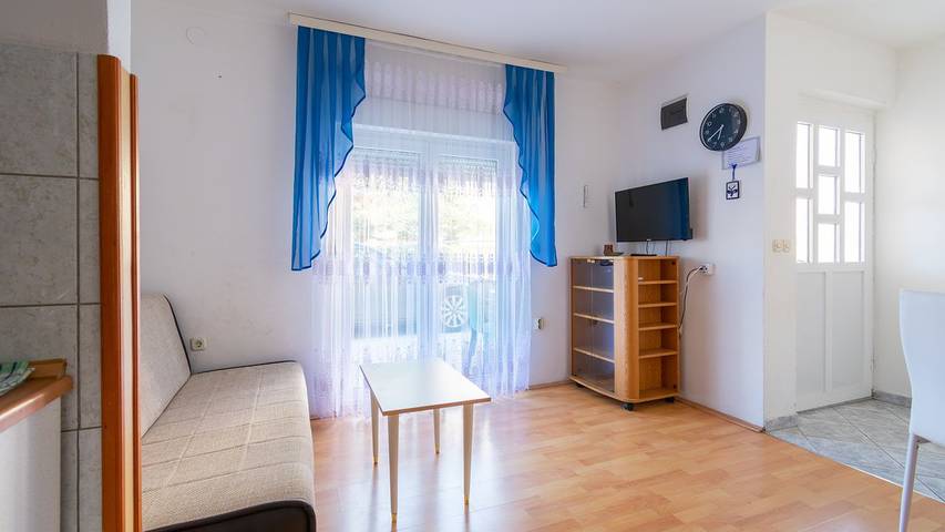 Ferienwohnung für 3 Personen, mit Terrasse in Bibinje - 2