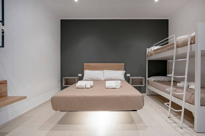 Gîte pour 4 personnes, avec balcon, adapté aux familles à Conversano - 3