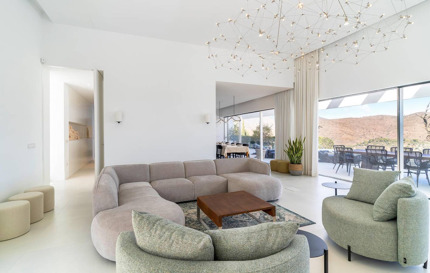 Appartement moderne avec garage, piscine, terrasse - 2km de la plage in Urbanizacion Las Jacarandas, Ojén