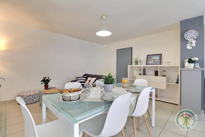 Gîte pour 4 personnes, avec Terrasse et Vue à Cesson-Sévigné