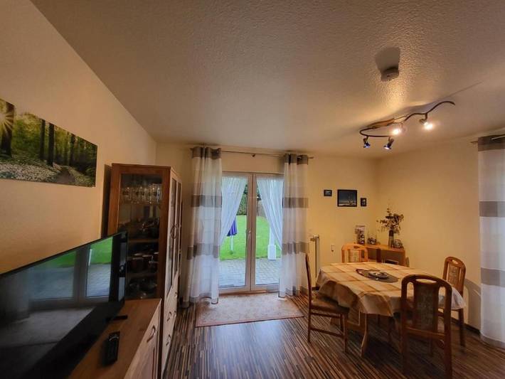 Ferienwohnung für 4 Personen, mit Terrasse und Garten, kinderfreundlich im Ostseebad Nienhagen