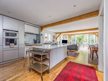 Glamping for 6 People in Havant, Hampshire, Photo 2