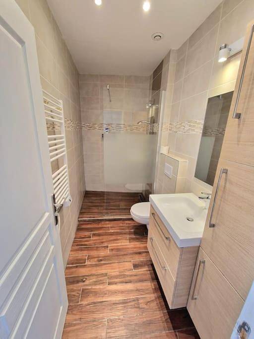 Gîte pour 3 personnes, avec Vue dans Office De Tourisme D Evian Les Bains - 4
