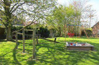 Ganze Ferienwohnung, Familienfreundliche Ferienwohnung im Wangerland in Friederikensiel, Wangerland