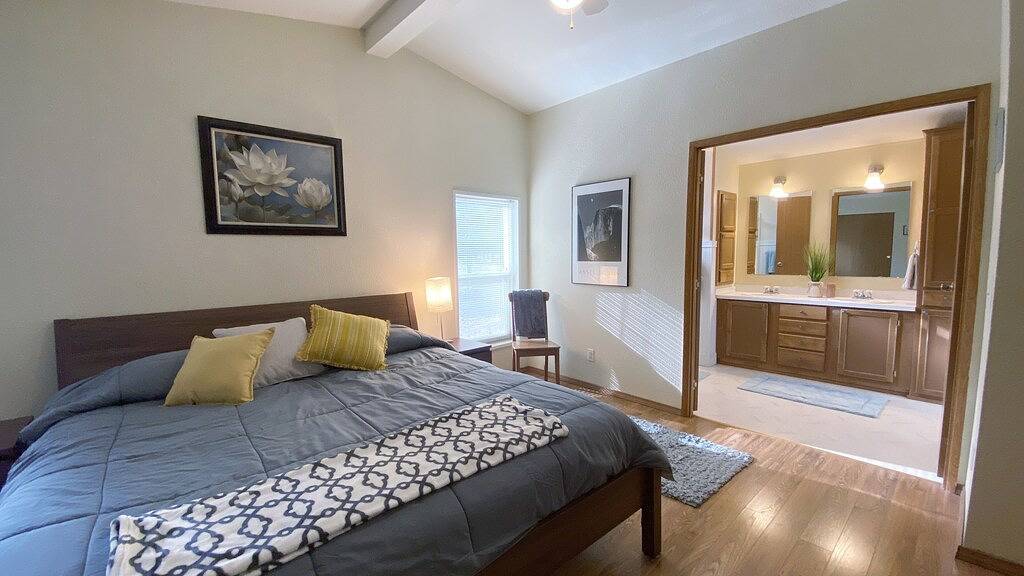 Holiday Home for 8 People in Oregon, USA