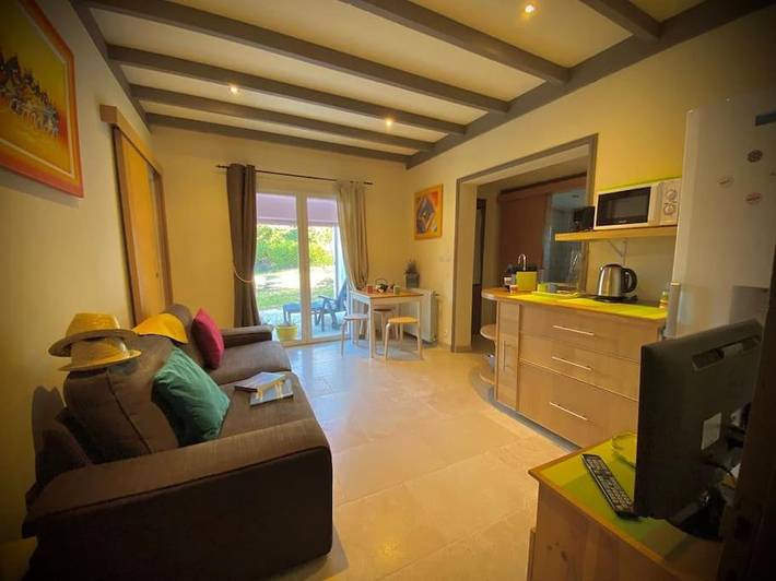 Ferienwohnung für 2 Personen, mit Garten und Ausblick sowie Pool in Bédoin - 2