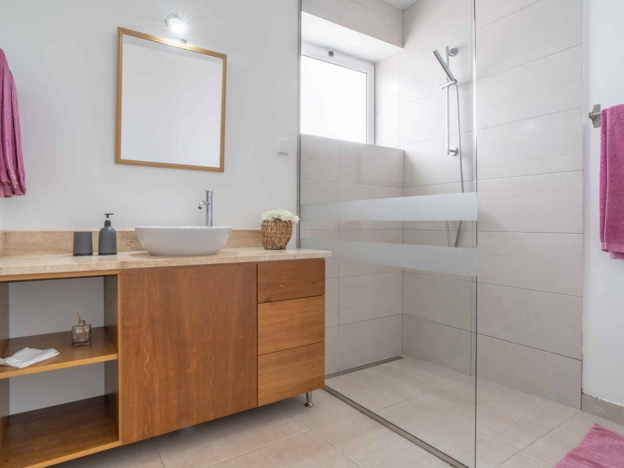 Villa "Serena" mit privatem Pool in Estreito da Calheta, Isla de Madeira