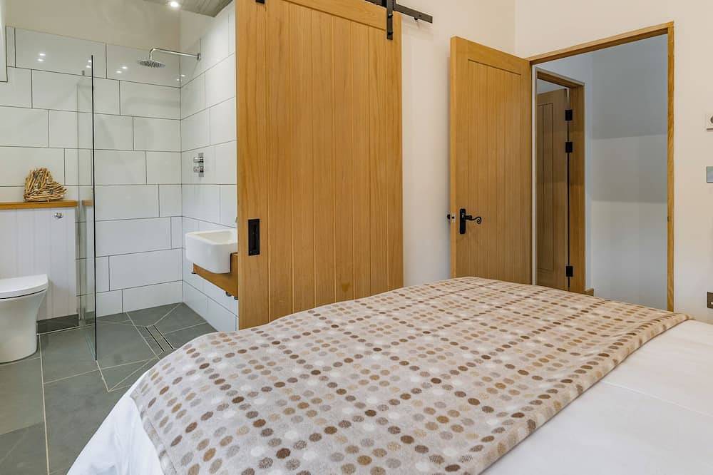 2 bedroom accommodation in Llandeilo in Llandeilo, Brecon Beacons