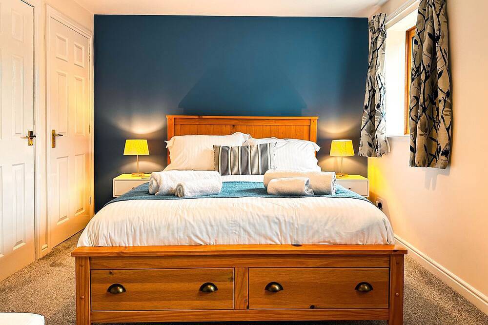 A fantastic, 2 bed cottage, sleeping 4 people and 1 furry friend w/open fire, Wifi & central heating in Reeth, Yorkshire Dales National Park