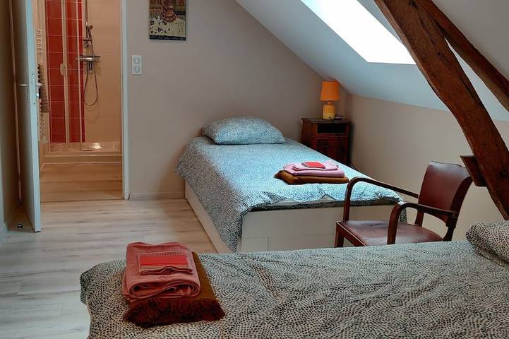 Location de vacances pour 10 personnes, avec terrasse et jardin, animaux acceptés à Saint-Marcel-du-Périgord - 4