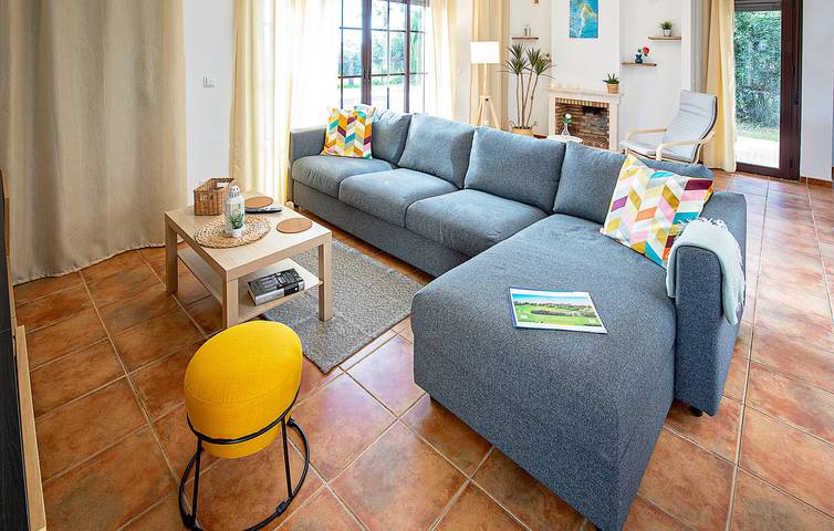 Gemütliches Apartment mit Pool und Kamin in der Nähe von Las Pajanosas in Guillena, Sevilla Provinz