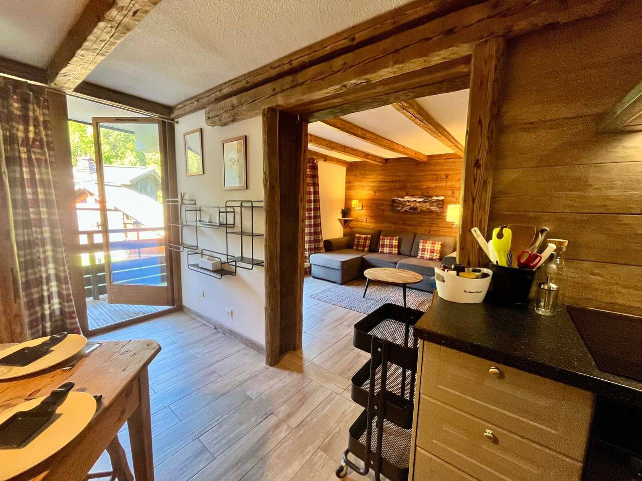 Entire apartment, Charming T3 apartment in Morillon 1100, balcony, near slopes in Station de Morillon, Grand Massif