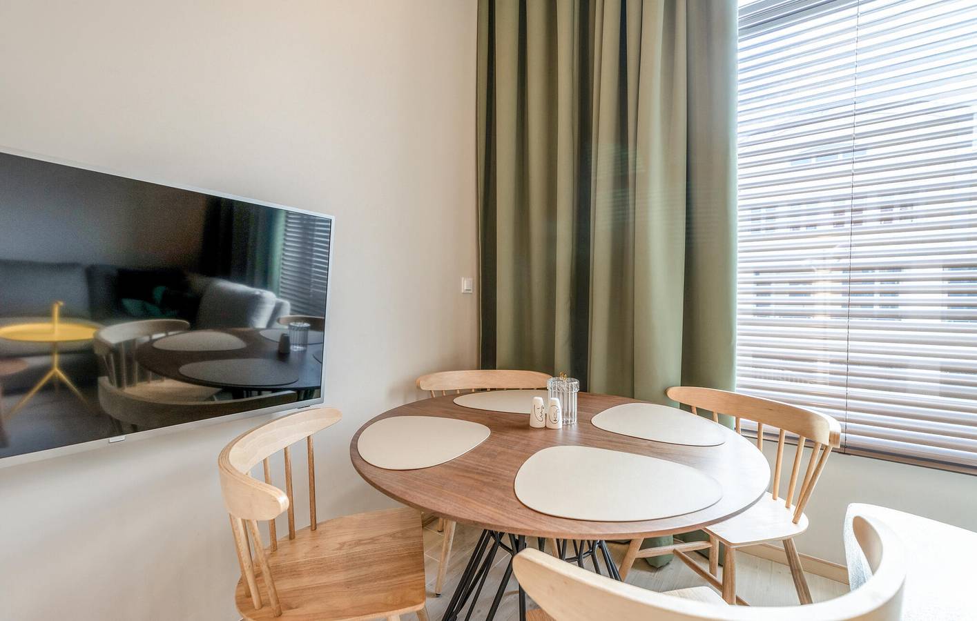 Cały apartament wypoczynkowy, Apartament wakacyjny dla 3 osób z widok na jezioro in Giżycko, Niegocin