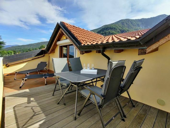 Ferienwohnung für 4 Personen, mit Garten und Seeblick sowie Pool in Porto Valtravaglia - 3