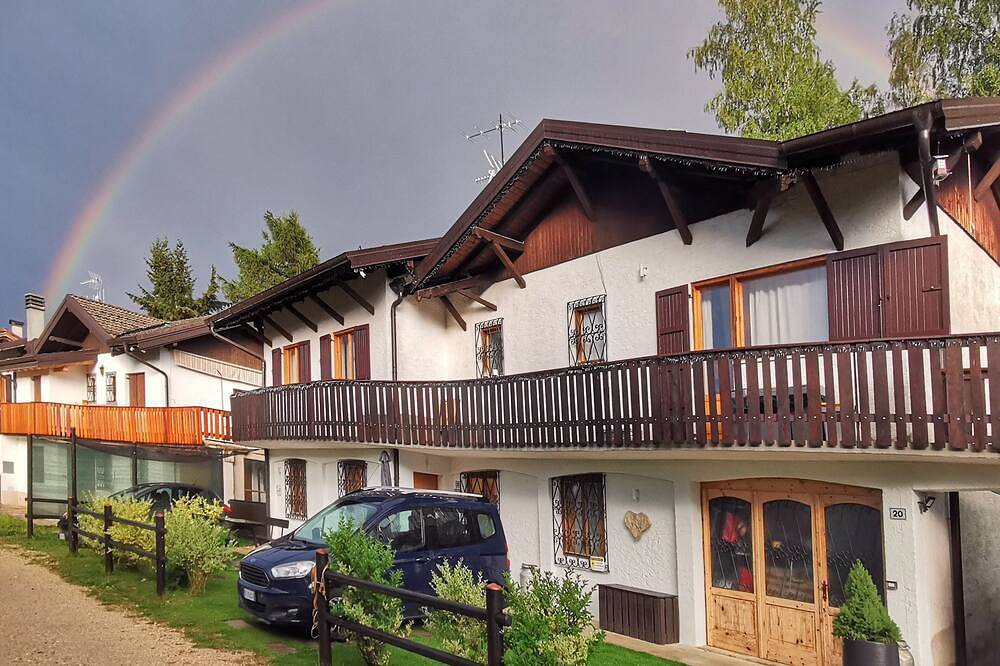 Ganze Wohnung, Casa Polsa \"1964\" - #02\nholiday Home in the mountains in Brentonico, Gardasee-Berge