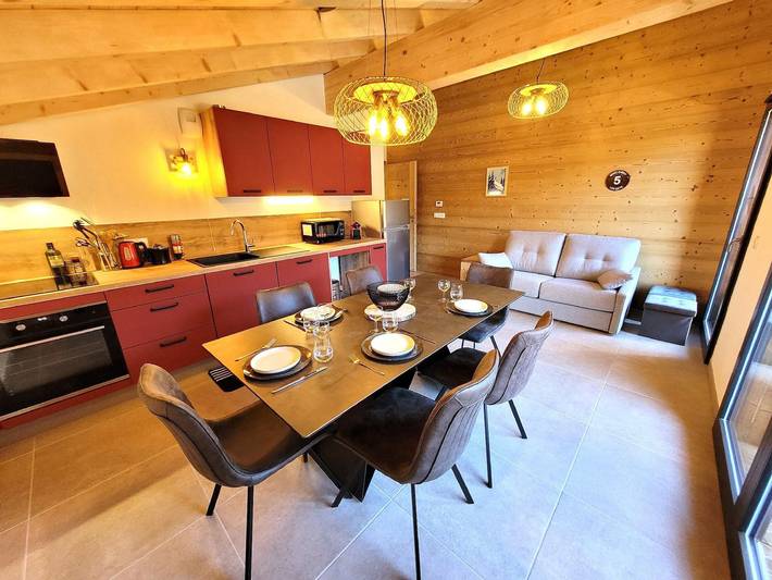 Chalet pour 6 personnes, avec balcon à Les Gets