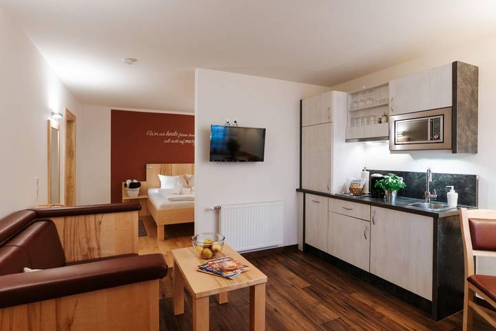 Ganze Ferienwohnung, Apartment 1/1 Schlafraum, Du, Wc in Hermagor-Pressegger See, Bezirk Hermagor