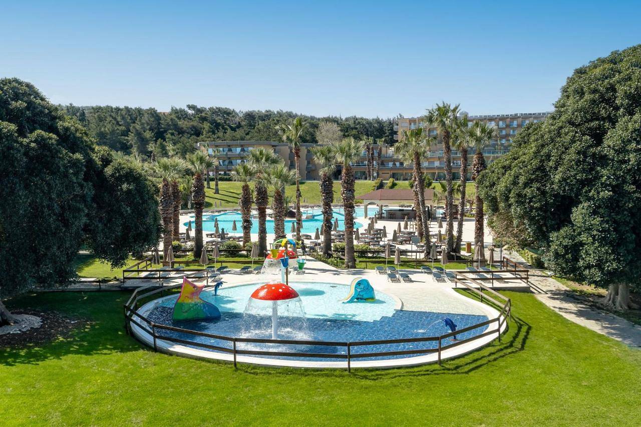 Kresten Palace Hotel in Kallithea Springs, Rhodos