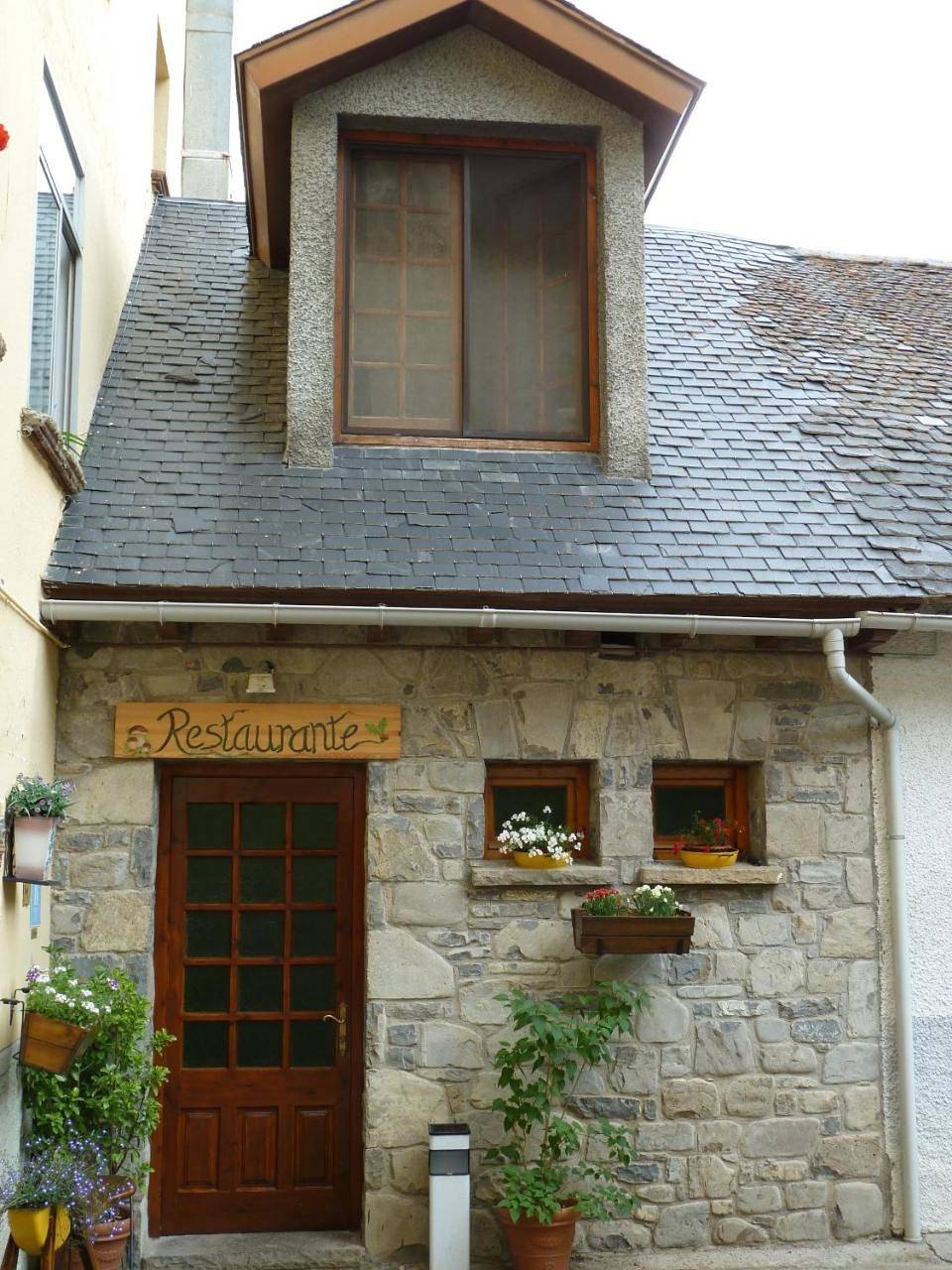 Apartahotel Faure in Formigal (Esquí), Sallent de Gállego