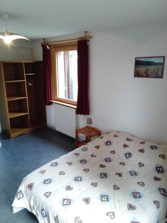 Gîte pour 6 personnes, avec balcon ainsi que sauna et jardin, animaux acceptés