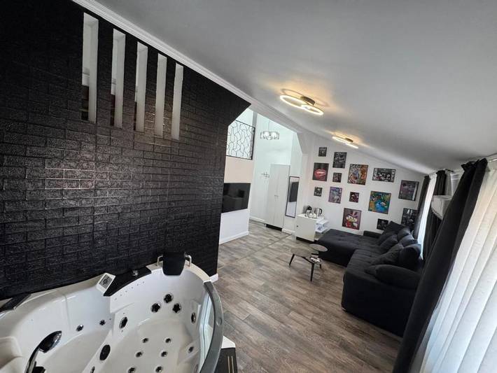 Appart’hôtel pour 2 personnes, avec jardin et vue ainsi que sauna et terrasse, animaux acceptés
