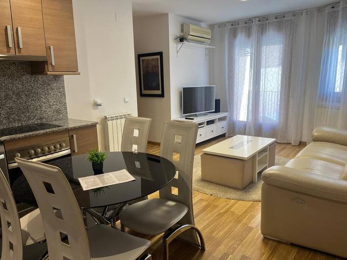 Gîte pour 6 personnes, avec vue et terrasse à Benabarre - 2