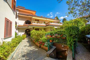Location De Vacances pour 5 Personnes dans Stresa, Comune di Stresa, Photo 1