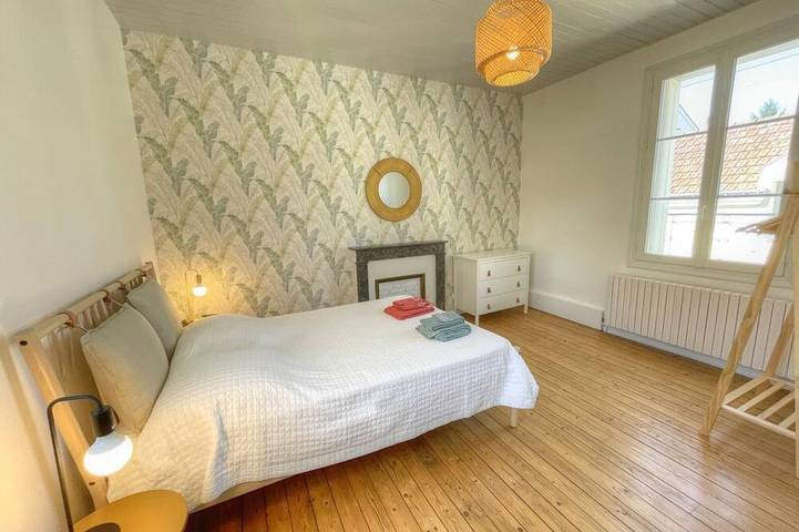 Ruhiges Ferienhaus mit Hof, Wi-Fi und Parkplatz im Herzen von Loches in Loches, Loches und Umgebung