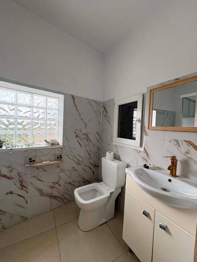 Maison d’hôte pour 6 personnes, avec jacuzzi et balcon à Chersónissos - 2