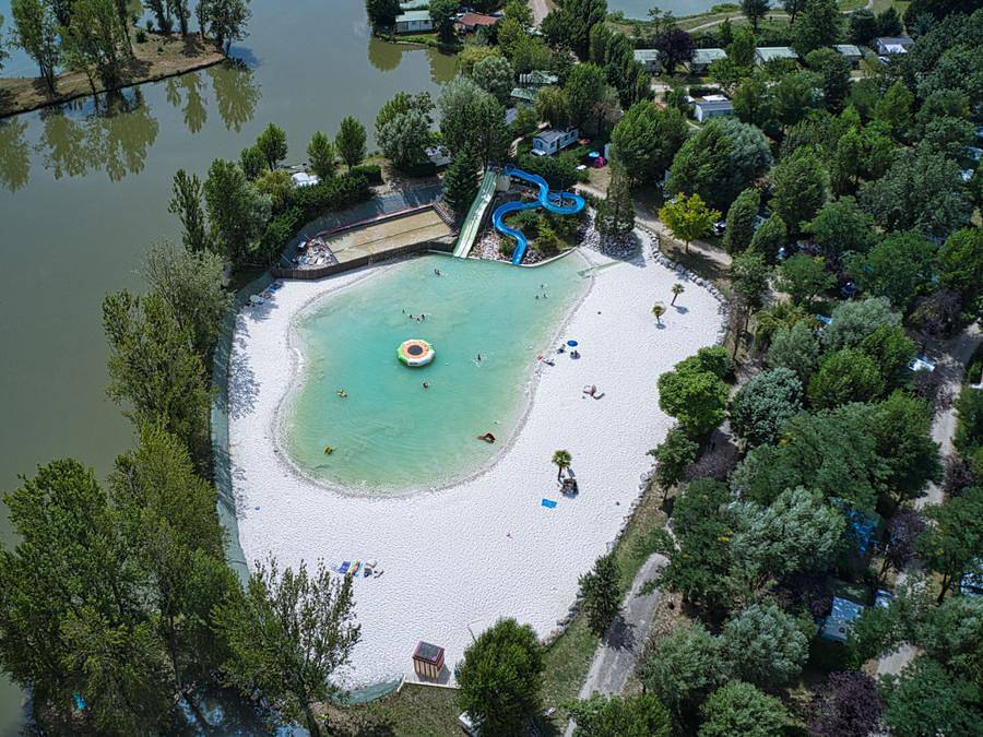 Camping Le Plan d'eau St Charles - Mobilhome 4 personnes - Mh2 20 m² pas de terrasse (lits: 1 gd + 2 pts côte à côte) in Damiatte, Région de Castres