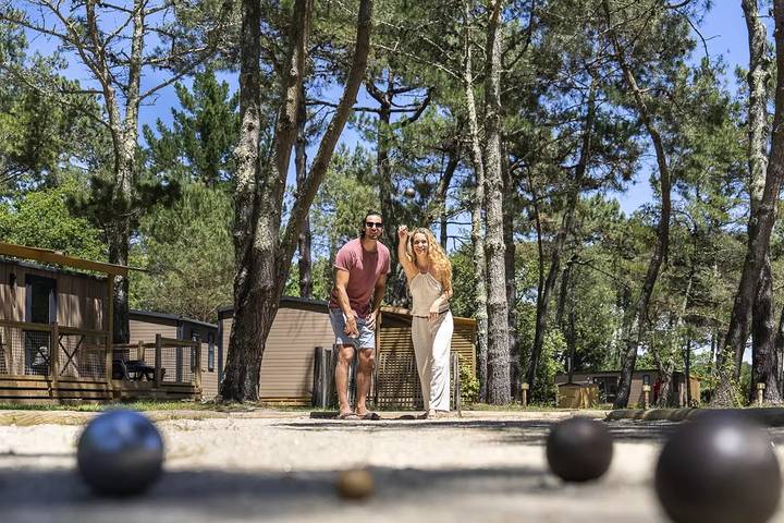 Mobil home pour 6 personnes, avec terrasse à Les Mathes - 4