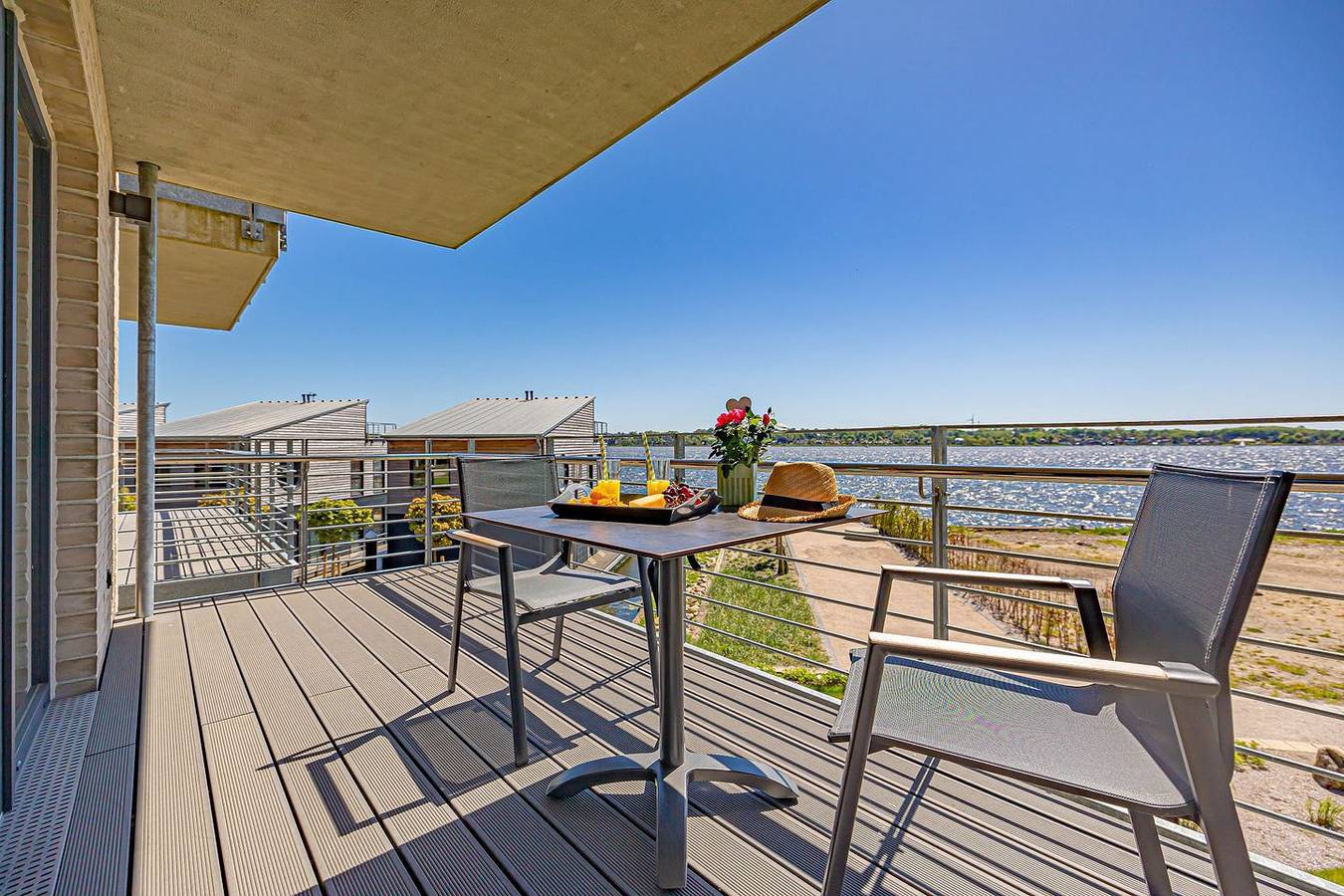 Apartamento entero, Schlei-Koje 4  - Fußbodenheizung, Dusche, Balkon, Gartenmöbel, Parkplatz in Schleswig (ciudad), Schleswig & Surroundings