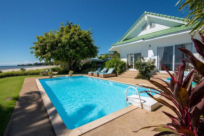 Villa pour 4 personnes, avec vue et piscine ainsi que jardin et bassin pour enfant dans Koh Samui