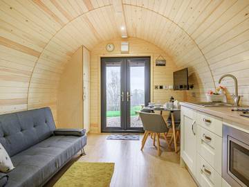 Glamping for 3 People in East Haddon, Northamptonshire, Photo 3