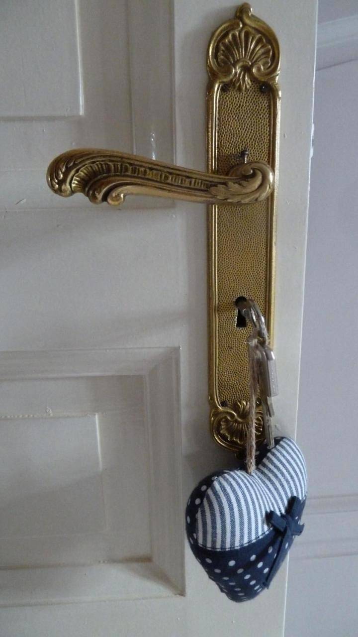 Double Room in Donzenac, Région de Brive-la-Gaillarde