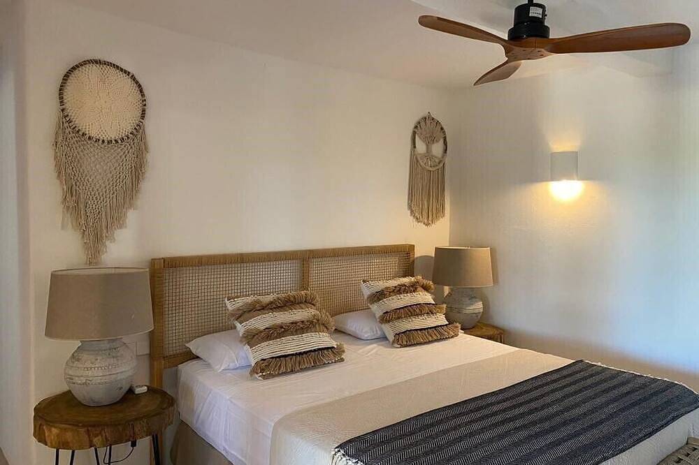 Preciosa ecofriendly villa con aire acondicionado y piscina in Puig d'en Valls, Santa Eulària des Riu