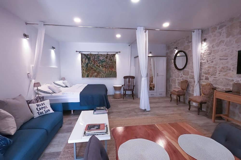 Ganze Wohnung, Harbour View House Studio Apartment in Raslina, Šibenik-Knin