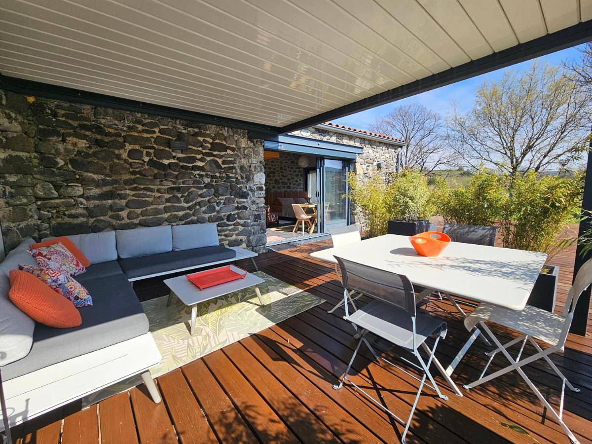 Appartement entier, L'Orée des Oiseaux - Studio Bamboo in Saint-Vincent-de-Barrès, Privas (arrondissement)