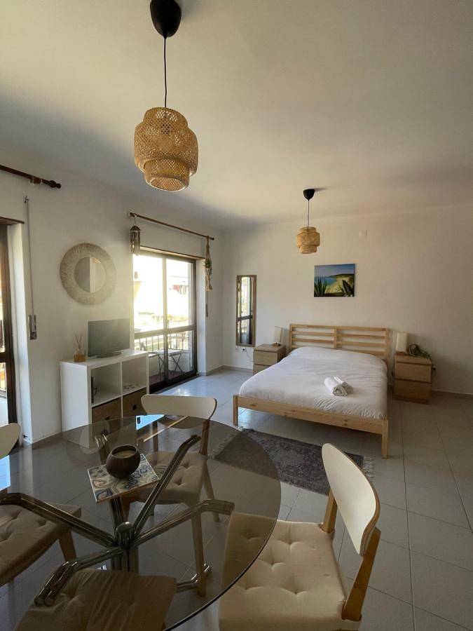 Apartamento inteiro, Studio with Ocean View in Praia da Areia Branca, Lourinhã